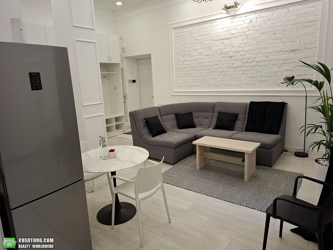 Rent out 2-room apartment. Киев, Володимирська — photo 4