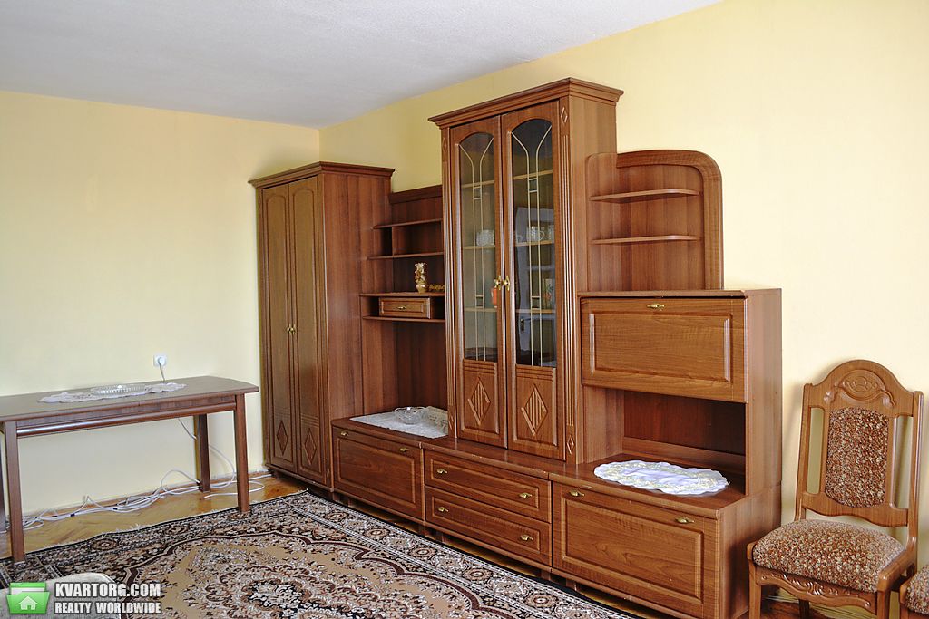 Sell 2-room apartment. Киев,  Мельникова — photo 2