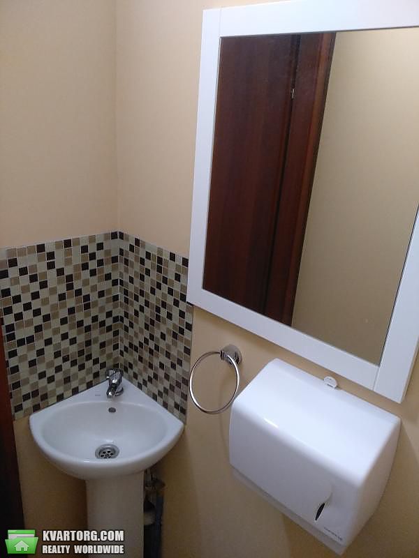 Rent out office. Киев, пер. Ясиноватский — photo 6