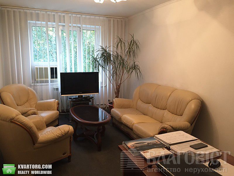 Sell 3-room apartment. Киев,  Липковского — photo 3