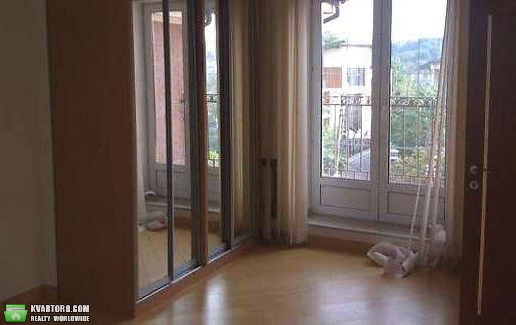 Rent out Townhouse. Киев,  Панфиловцев — photo 2