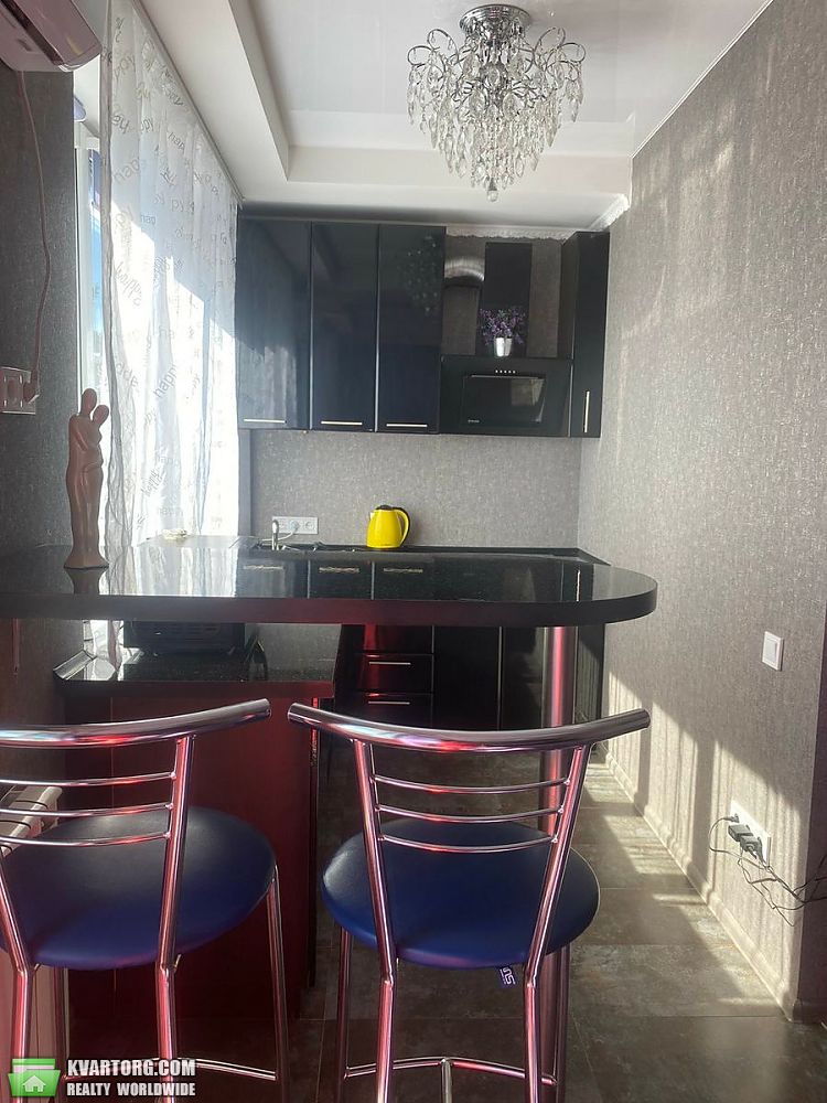 Rent out 1-room apartment. Киев, бул.Дружбы Народов — photo 2