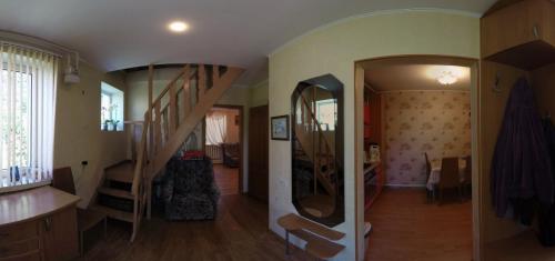 Sell house. Одесса, Цветочная улица — photo 1