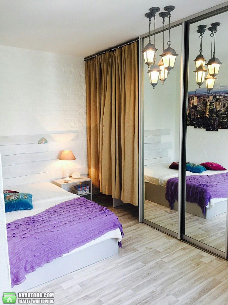 Rent out 2-room apartment. Киев,  Терещенковская — photo 4