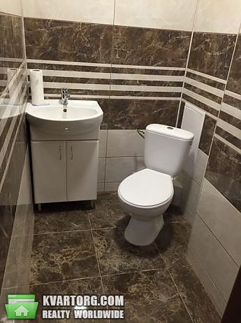Rent out 2-room apartment. Киев,  Ахматовой — photo 2