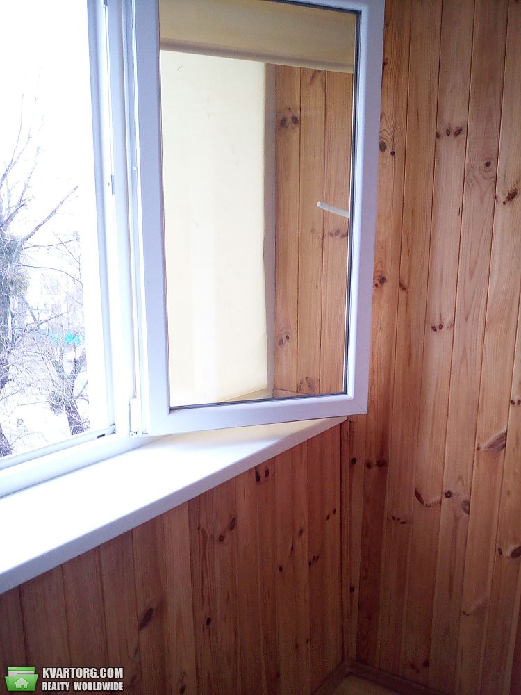 Rent out 1-room apartment. Киев,  Рижская — photo 1