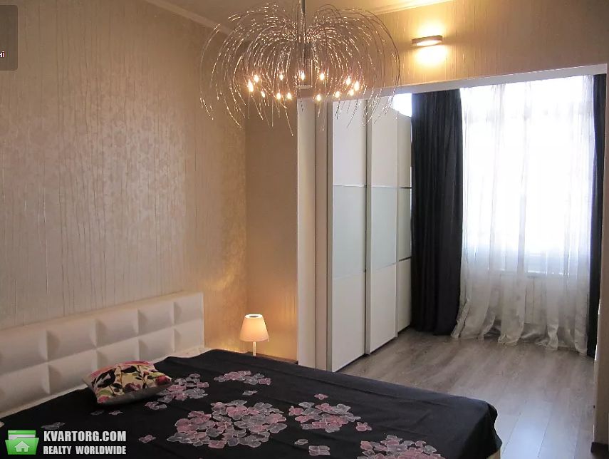 Rent out 3-room apartment. Киев,  Саксаганского — photo 10