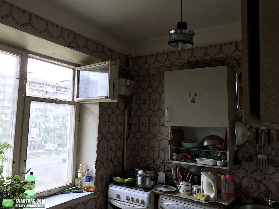 Sell 3-room apartment. Киев,  Залки — photo 1