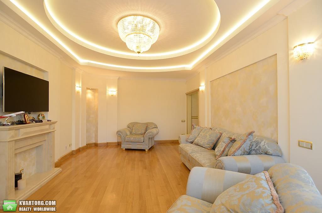 Sell 2-room apartment. Киев,  Щорса — photo 2
