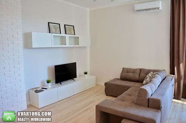 Rent out 2-room apartment. Киев, Анри Барбюса ул. — photo 5