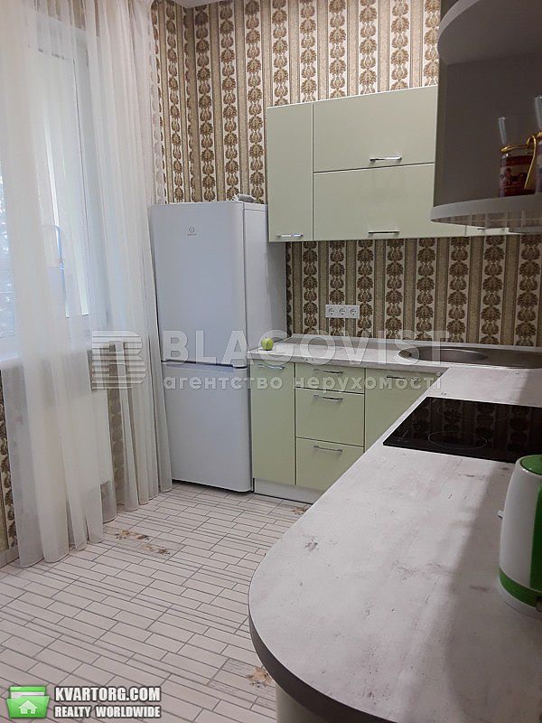 Rent out 2-room apartment. Киев, Жабаева Жамбила — photo 4