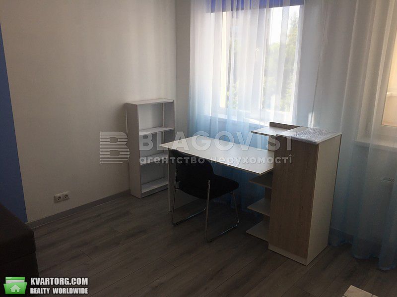 Rent out 1-room apartment. Киев,  Демиевская — photo 3