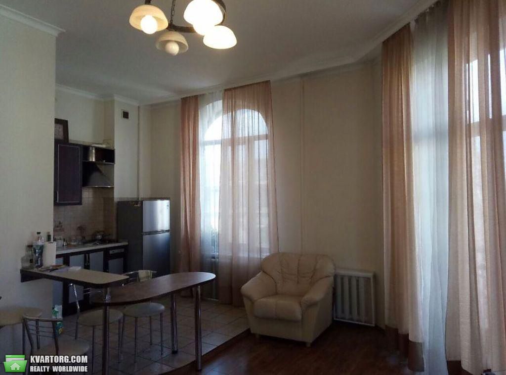 Rent out 2-room apartment. Киев,  Саксаганского — photo 2