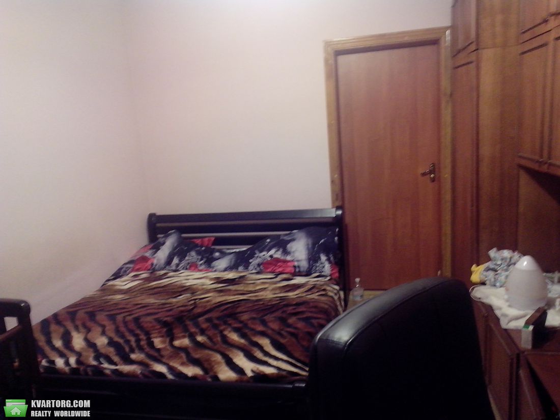 Sell 3-room apartment. Киев,  Симиренко — photo 1