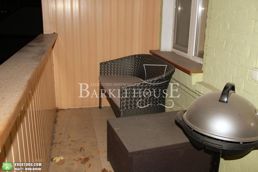 Rent out 4-room apartment. Киев,  Десятинная — photo 8