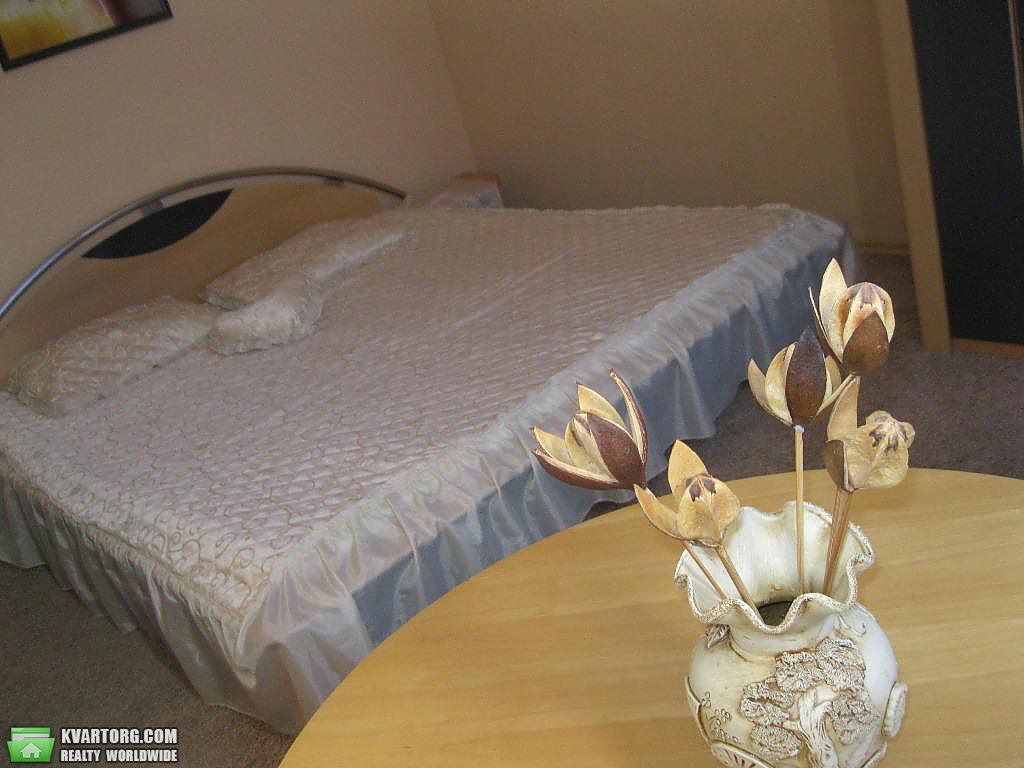 Rent out 2-room apartment. Киев,  Саксаганского — photo 4