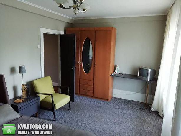 Rent out 2-room apartment. Киев,  Милютенко — photo 1