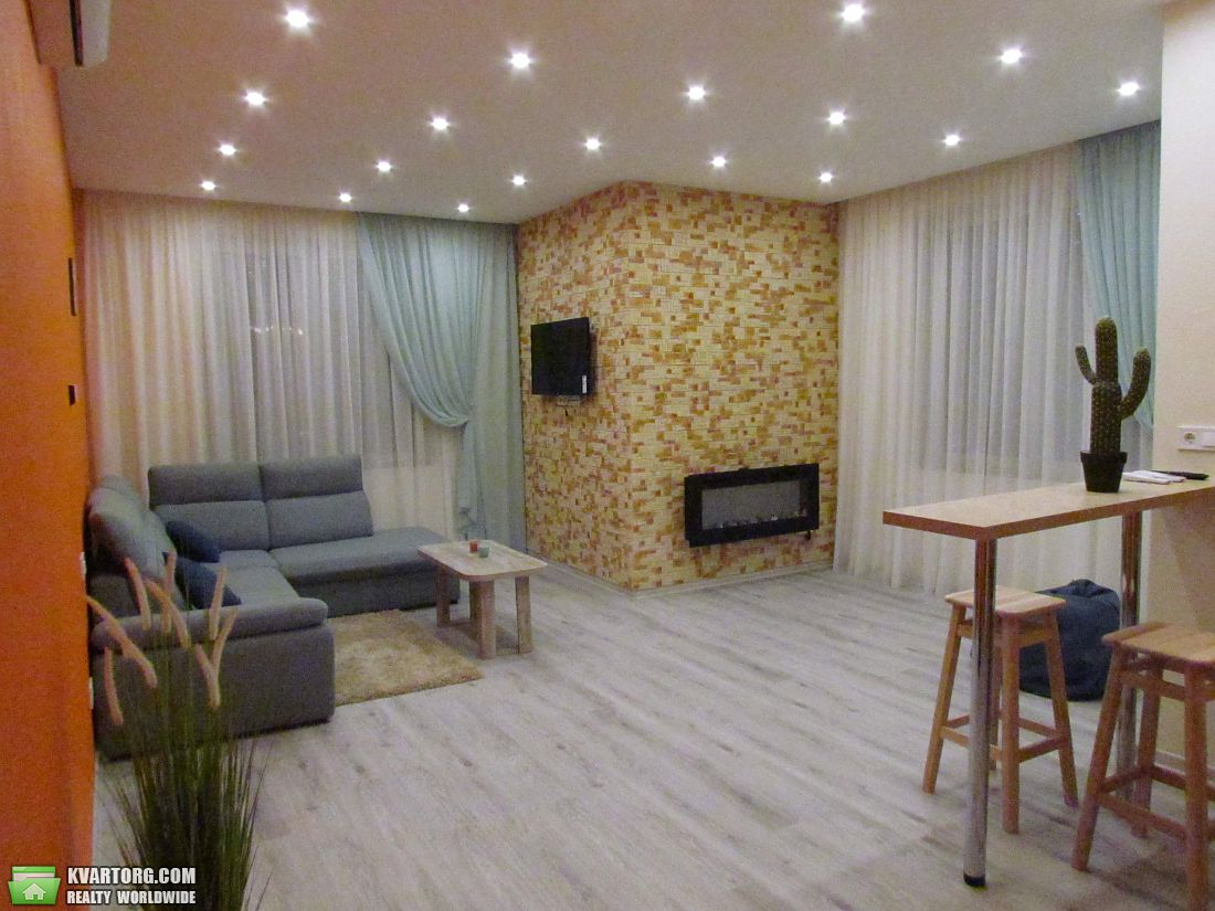 Rent out 2-room apartment. Киев,  Оболонский пр — photo 4