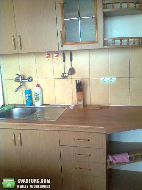 Rent out 1-room apartment. Киев,  Баумана — photo 5