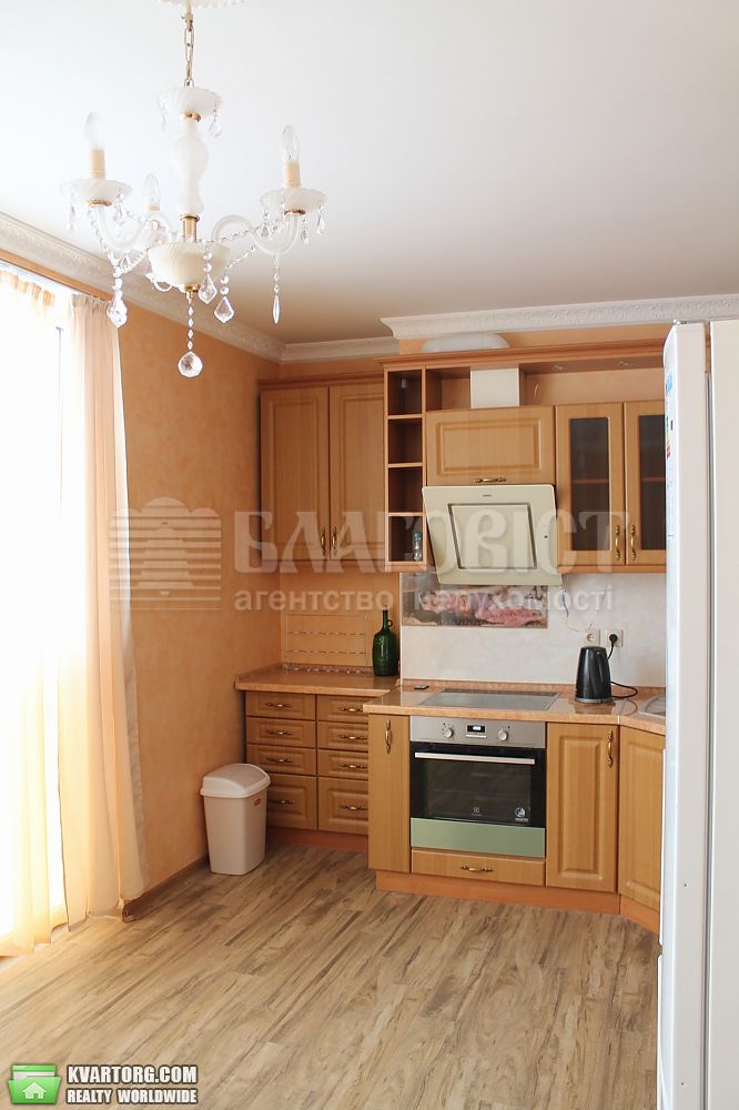 Rent out 2-room apartment. Киев,  Димитрова — photo 9