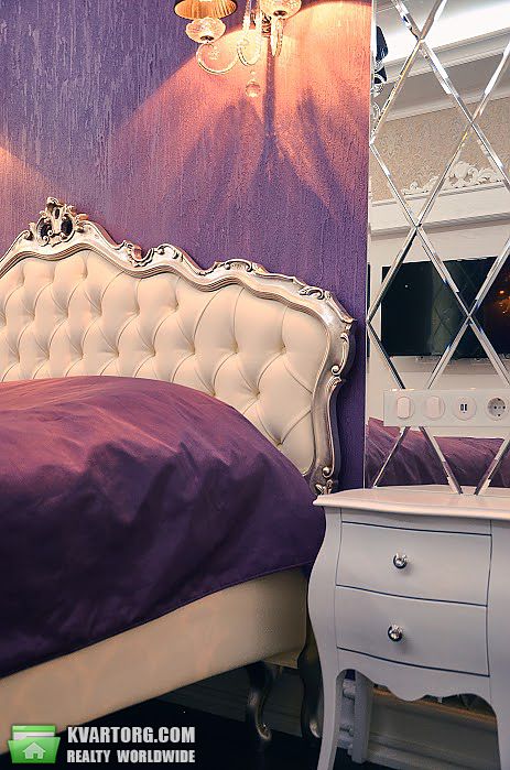 Sell 3-room apartment. Киев,  Драгомирова — photo 1
