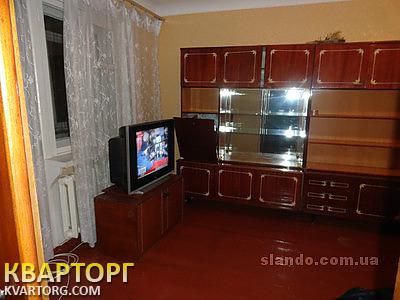 Rent out 2-room apartment. Киев,  Еленовская — photo 3
