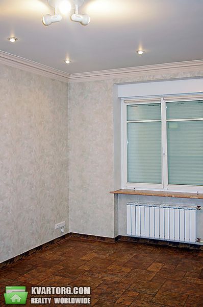 Rent out office. Киев, Московская — photo 1