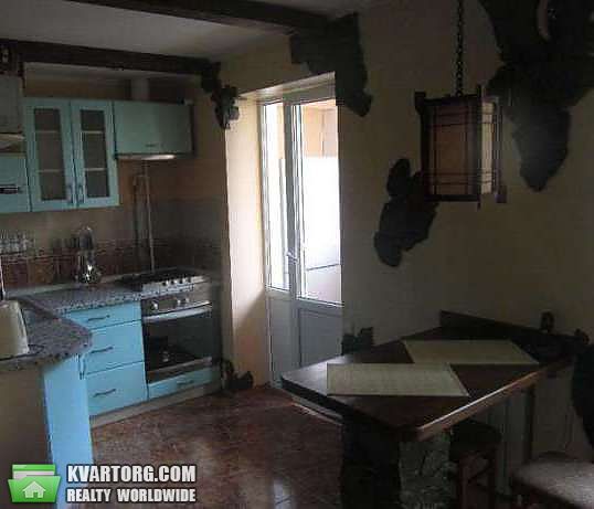 Rent out 1-room apartment. Киев, Кловский спуск — photo 1