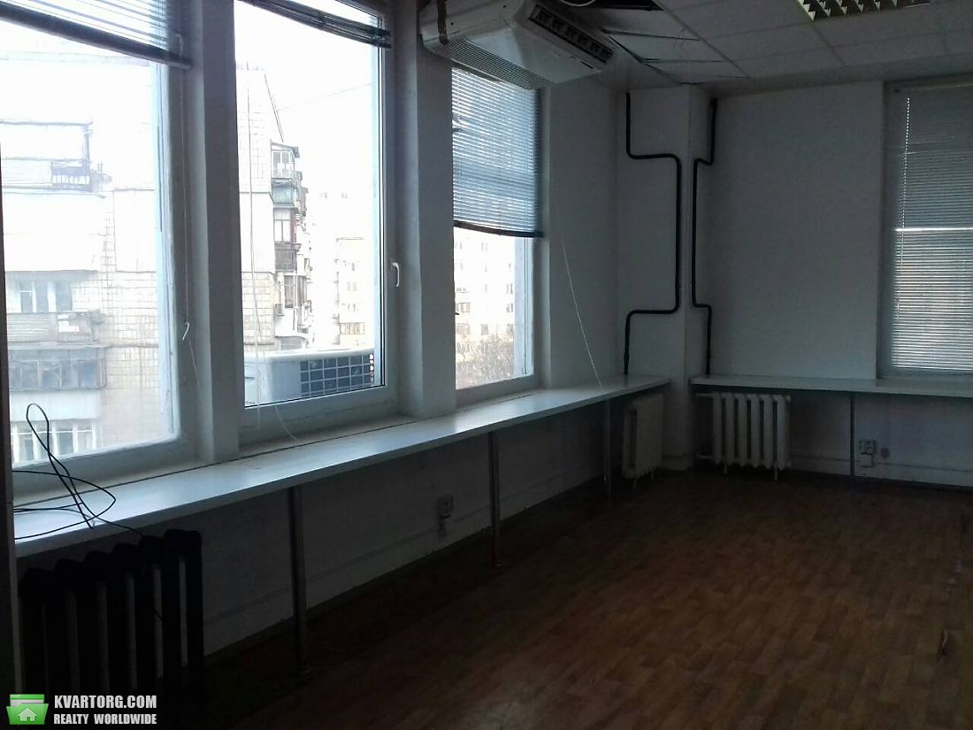 Rent out office. Киев,  Соломенская пл — photo 2