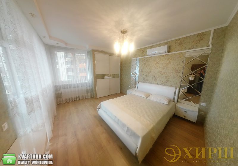 Rent out 2-room apartment. Киев,  Ломоносова — photo 1