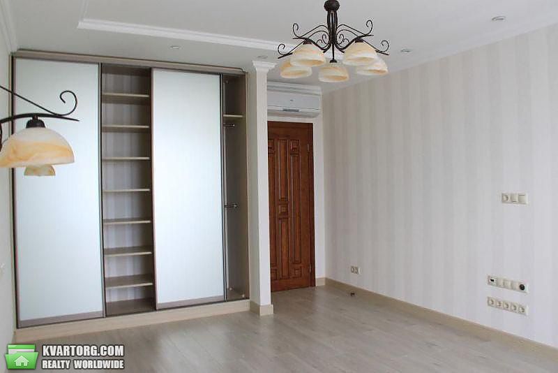 Rent out 2-room apartment. Киев,  Коломиевский пер — photo 2