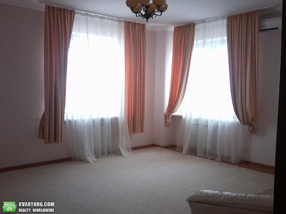 Sell 2-room apartment. Киев,  Срибнокильская — photo 1