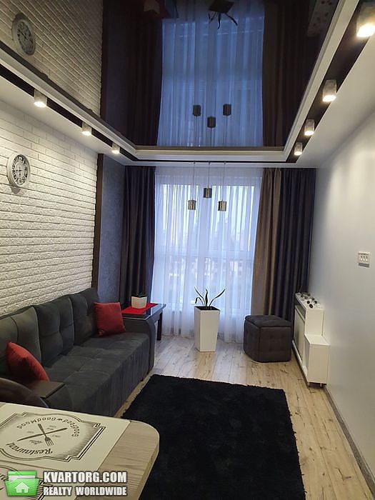 Rent out 2-room apartment. Львов, В.Великого — photo 1