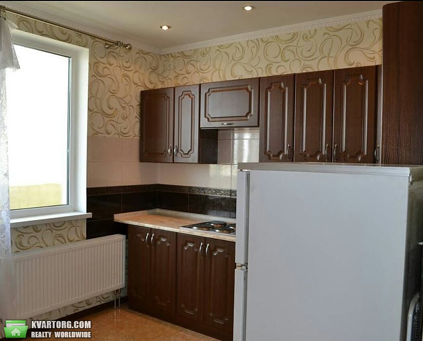 Rent out 1-room apartment. Киев,  Харьковское шоссе — photo 4