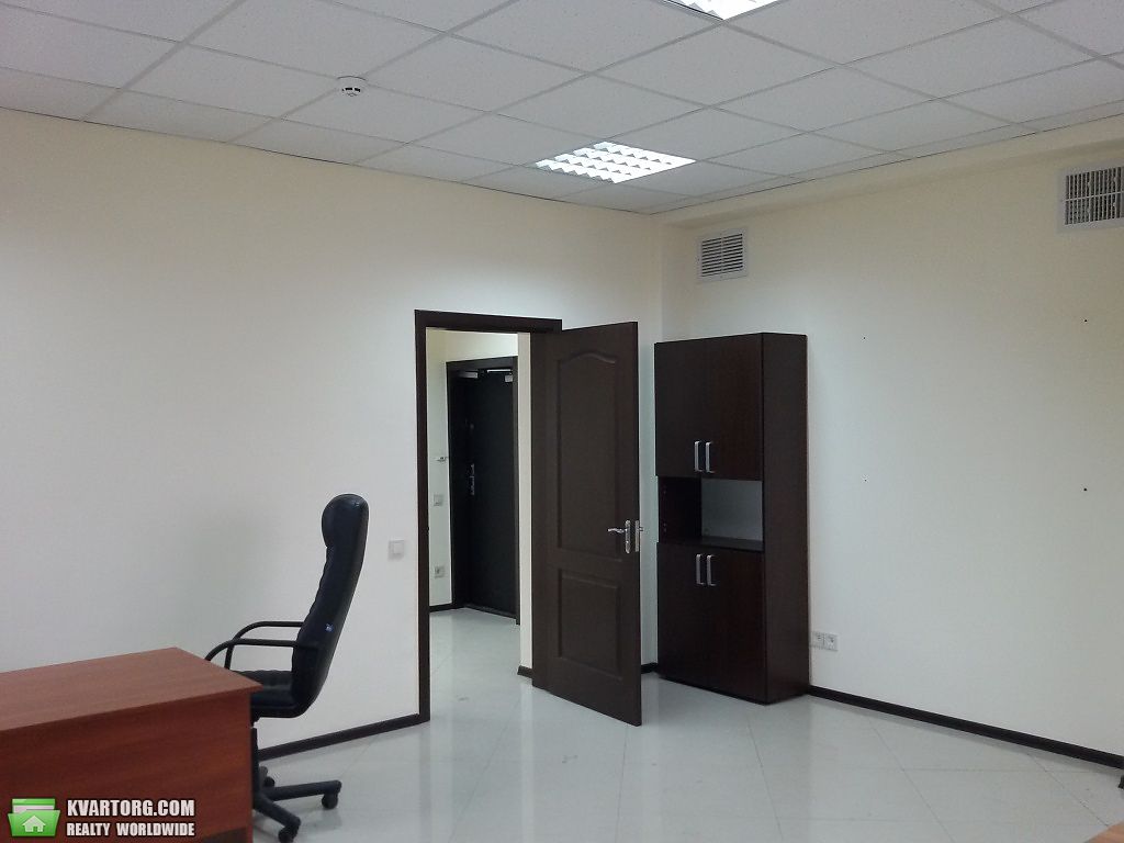 Rent out office. Киев, ул.Дегтярёвская — photo 3