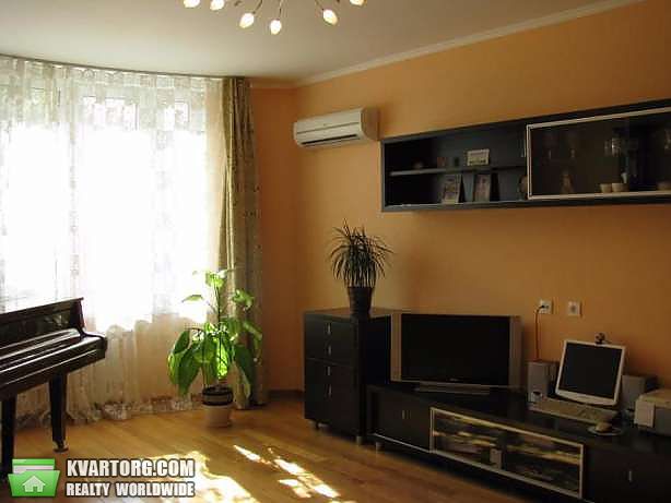 Rent out 2-room apartment. Киев,  Нежинская — photo 8
