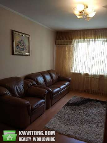 Rent out 3-room apartment. Киев,  Кравченко — photo 5