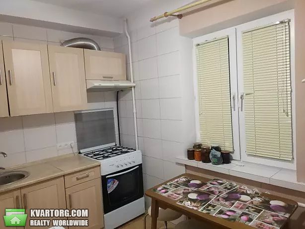 Rent out 2-room apartment. Киев, Сеченова — photo 6