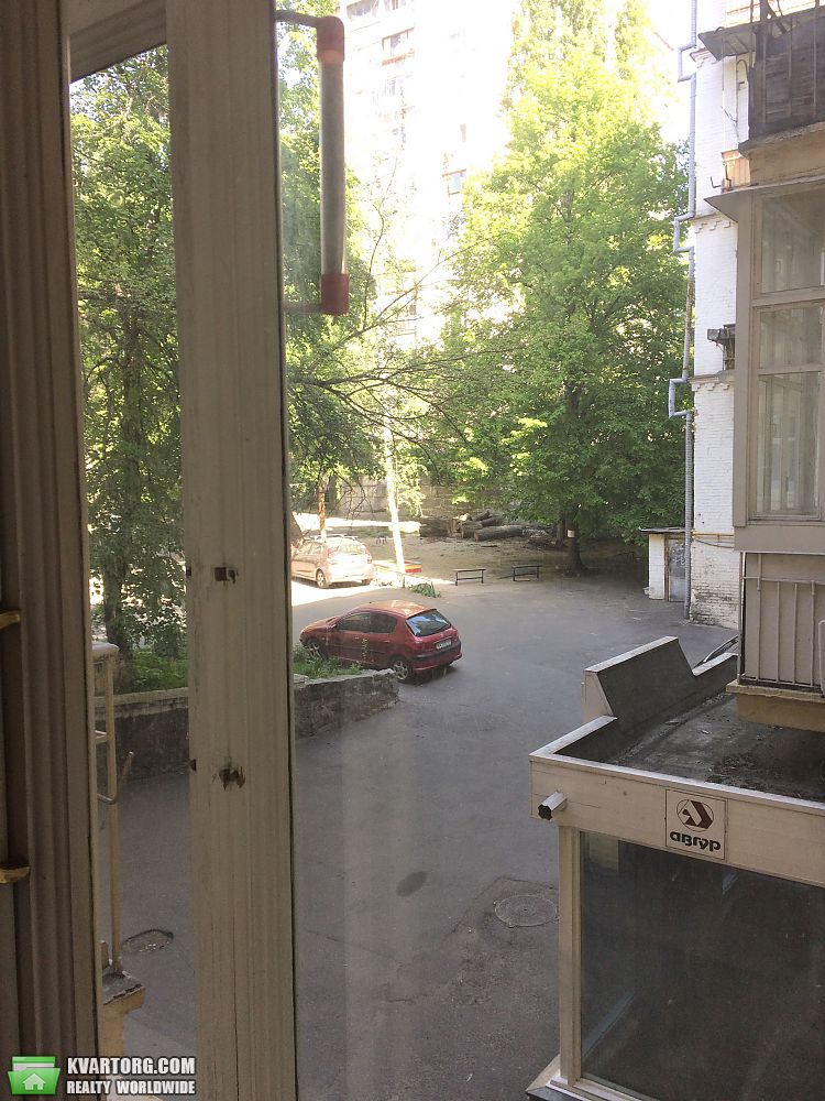 Sell 2-room apartment. Киев,  Тарасовская — photo 5