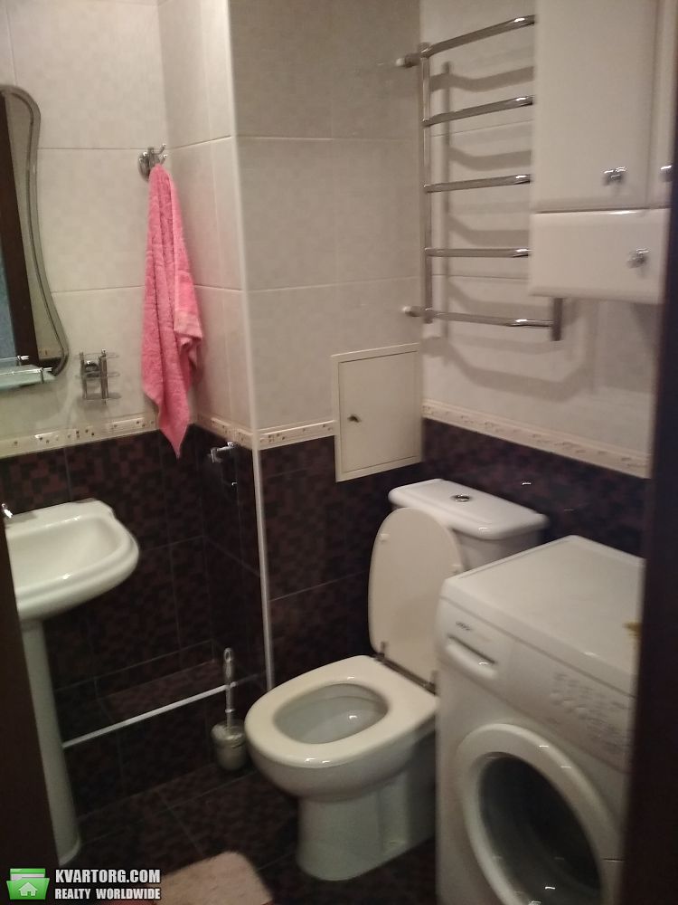 Rent out 1-room apartment. Киев,  Стадионная — photo 7