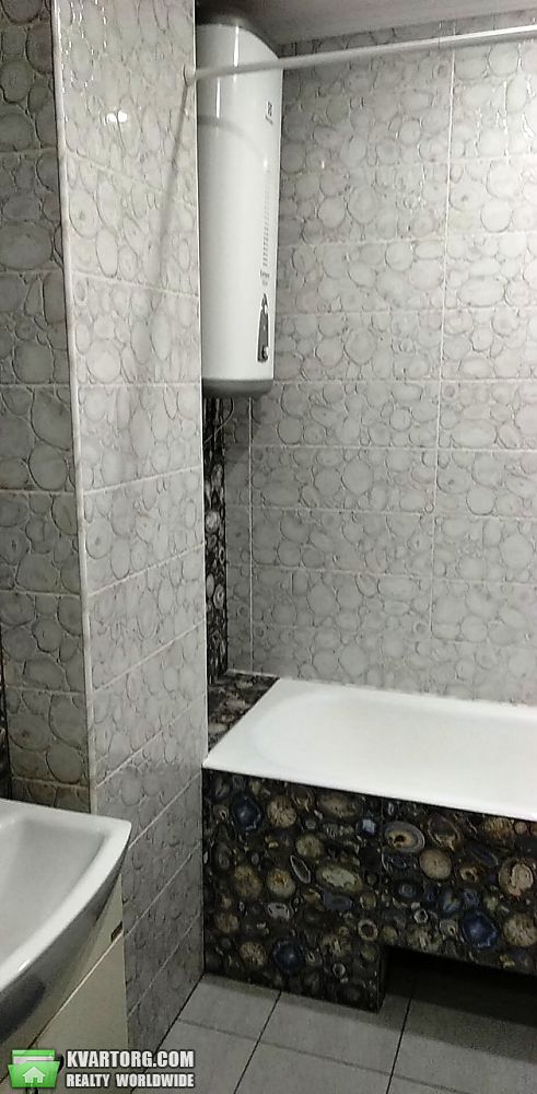 Rent out 1-room apartment. Киев, Регенераторная — photo 8
