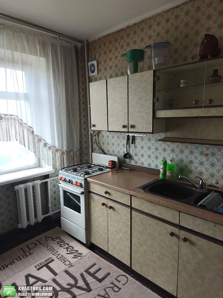 Rent out 1-room apartment. Киев,  Набережно-Корчеватская — photo 3