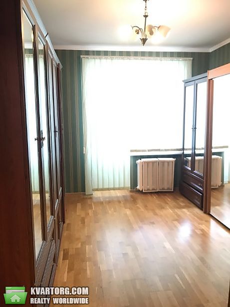 Rent out 3-room apartment. Киев,  Просвещения — photo 9