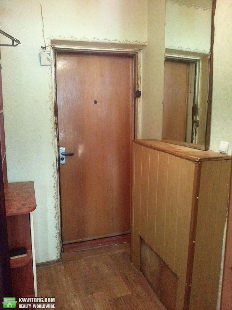 Rent out 1-room apartment. Киев,  Тычины пр — photo 4