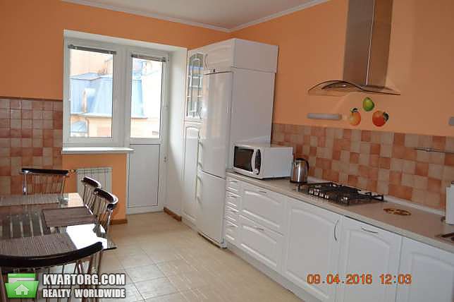 Rent out 2-room apartment. Киев,  Введенская — photo 3