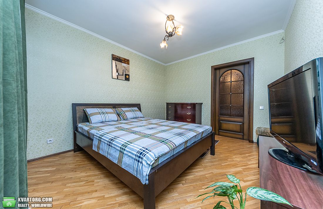 Rent out 3-room apartment. Киев, улица Княжий затон — photo 4