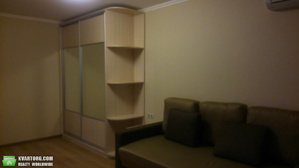 Sell 2-room apartment. Киев,  Героев Днепра — photo 6
