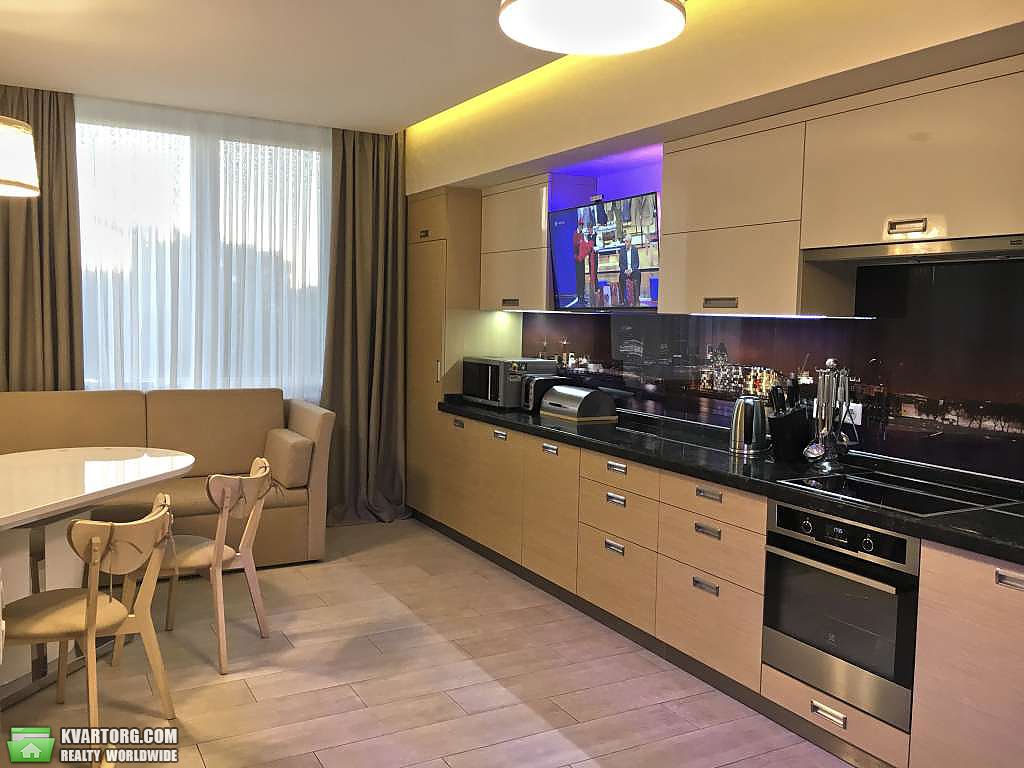 Sell 4-room apartment. Киев,  Вышгородская — photo 1