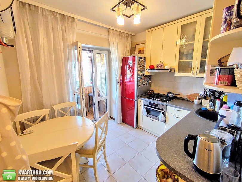 Sell 2-room apartment. Киев,  Автозаводская — photo 3