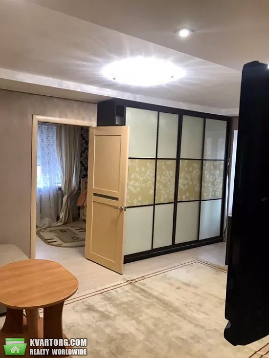 Rent out 2-room apartment. Киев,  Леонида Первомайского — photo 8